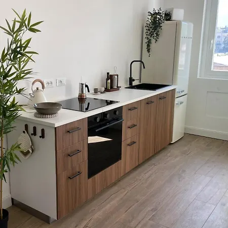 Appartement La Bella Am Maggiore Mit Ufernaehe