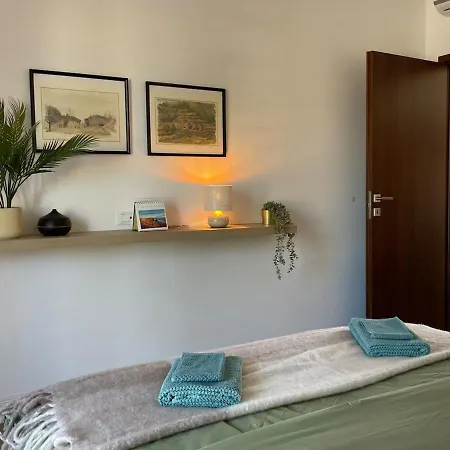 Appartement La Bella Am Maggiore Mit Ufernaehe