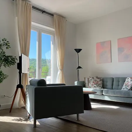 La Bella Am Maggiore Mit Ufernaehe Appartement *